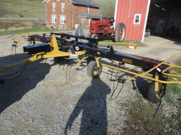 Esch 4222 22ft tedder - Image 2