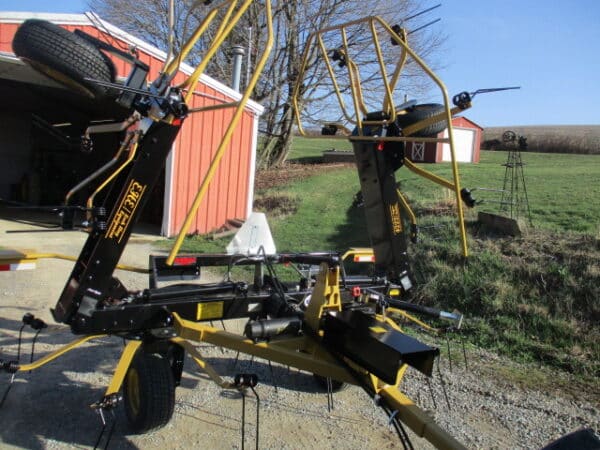 Esch 4222 22ft tedder - Image 3