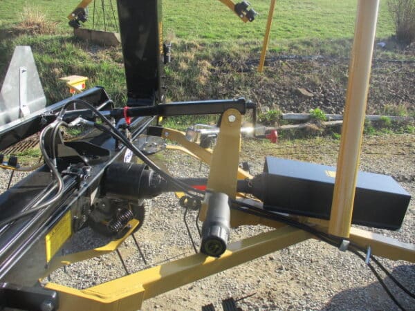 Esch 4222 22ft tedder - Image 4