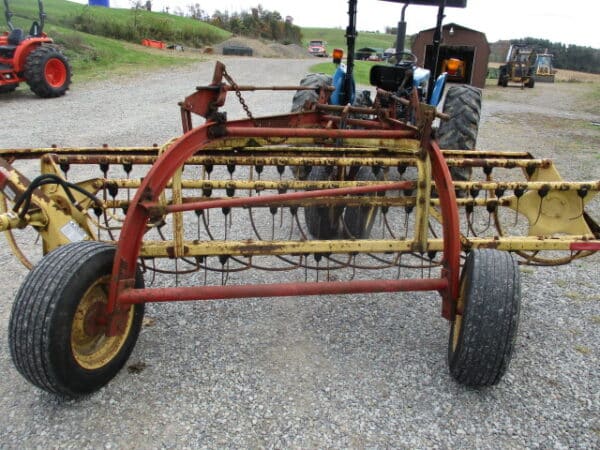 NH 258 Dolly wheel rake - Image 2