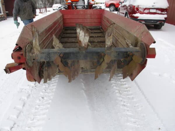 Case IH 530 spreader - Image 5