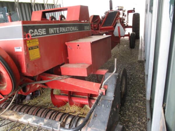 Case IH  8548 inline square baler - Image 2