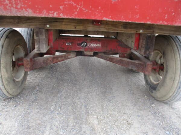 New Holland Crop carrier 8 forage box - Image 3