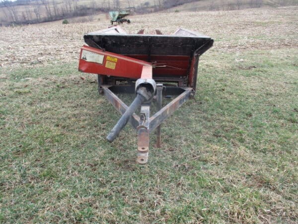 Meyers 125 pto spreader - Image 5