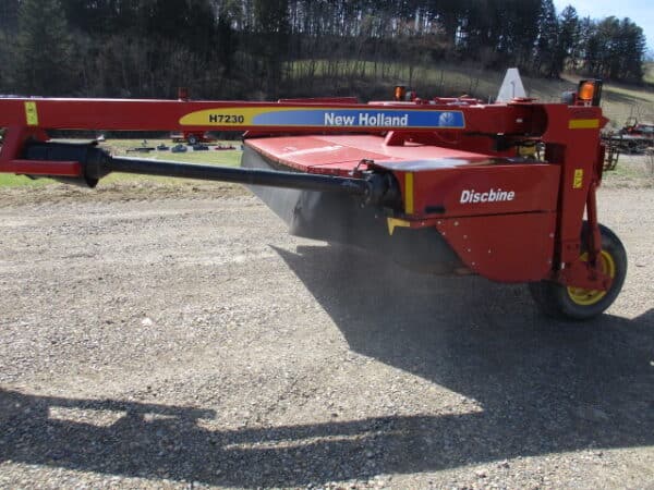 NH H7230 discbine  #2 - Image 4