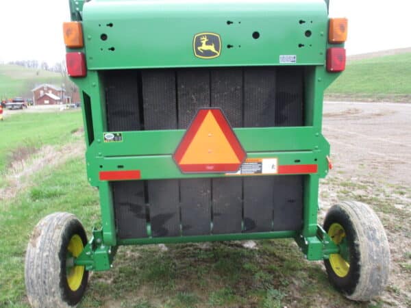 John Deere 449 Round Baler - Image 5