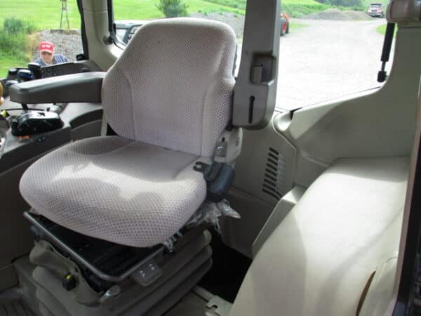 John Deere 6130M  Tractor - Image 6