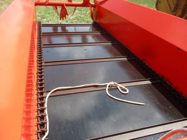Kuhn 1215 pto spreader - Image 3