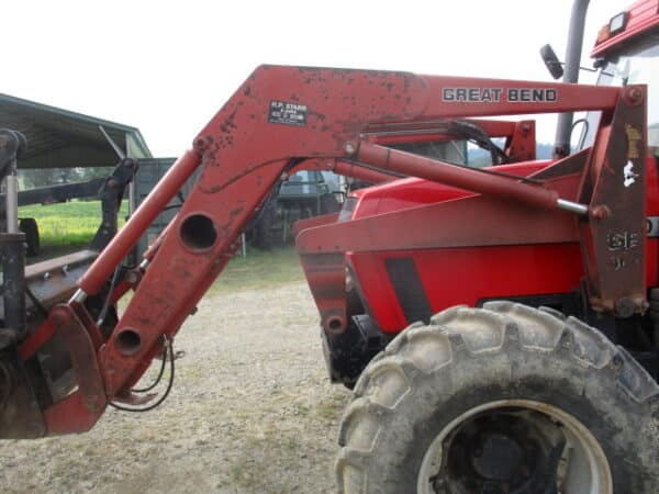 Great Bend 860 loader - Image 3