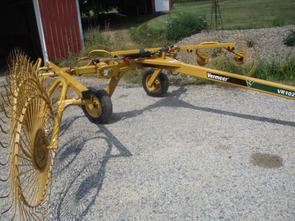 Vermeer VR1022  10 wheel  V Rake - Image 8