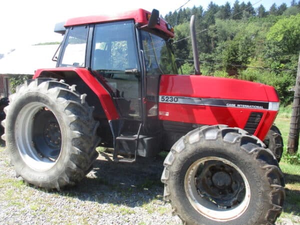 Case IH 5230 4wd , cab