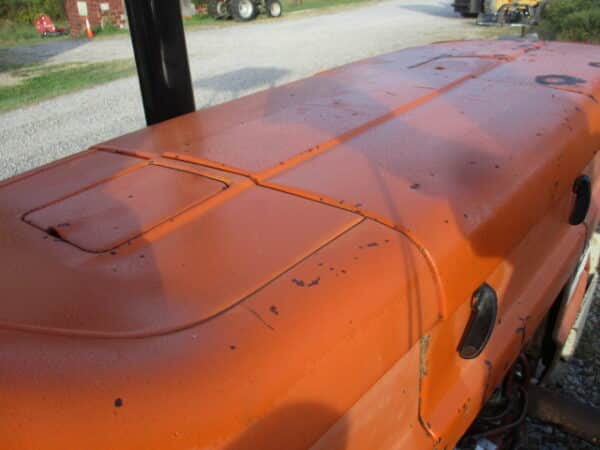 AC 5040 tractor - Image 5