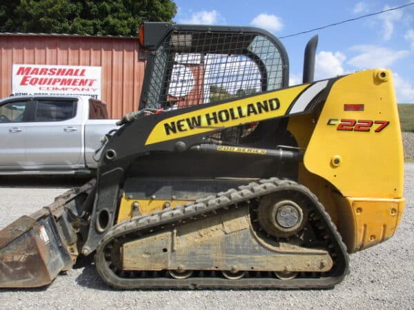 New Holland  C227 track loader