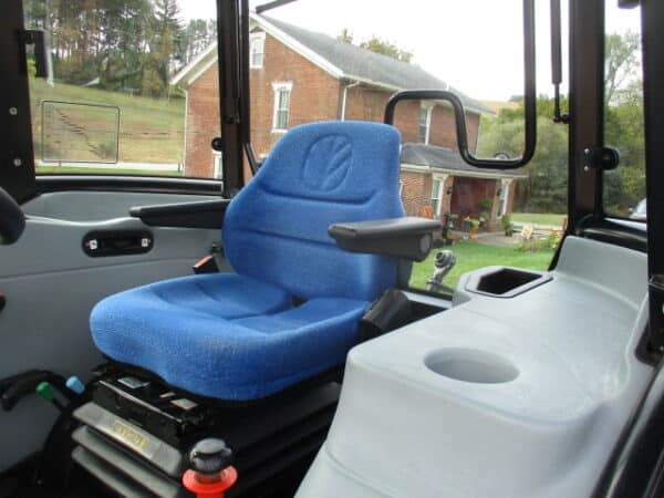 New Holland TD 5050 4wd  cab - Image 10