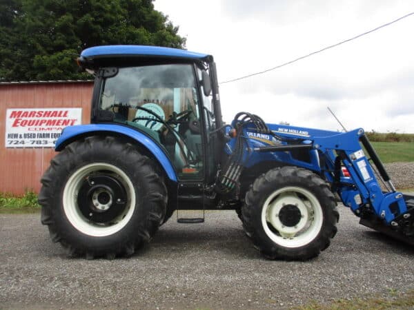 New Holland Workmaster 55 4wd cab loader