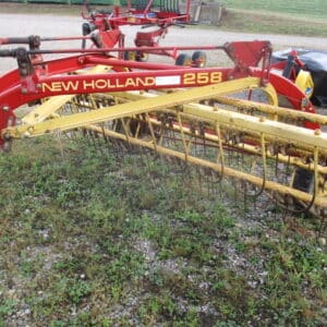 New Holland 258 Rake