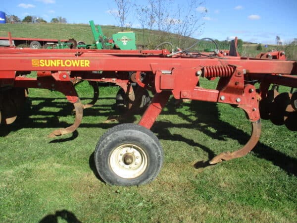 sunflower 4211 5 shank Disc ripper - Image 4