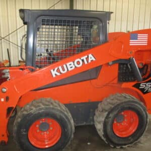 Kubota SSV 75 skid steer