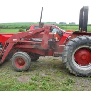 IH 684 2wd loader