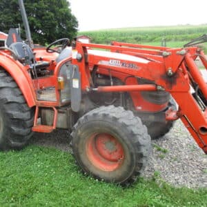 Kioti DK55  4wd loader