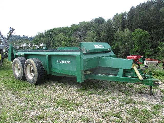 Pik Rite  hydro ram 790 spreader