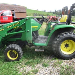 JD 4200 4wd tractor loader