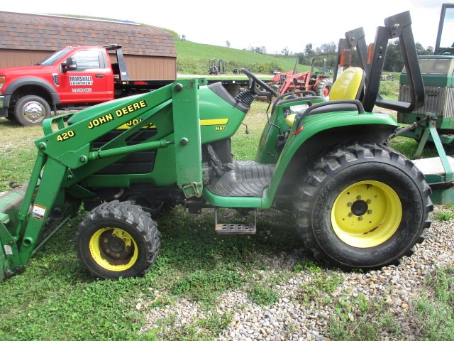 JD 4200 4wd tractor loader