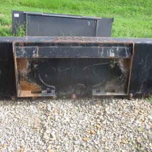 HLA 72" manure bucket
