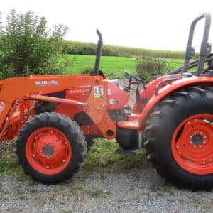 Kubota M7040SU  4wd loader