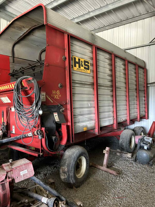 H&S   XL forage wagons