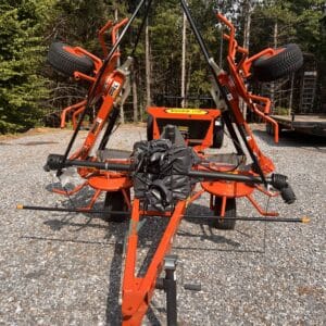 Pequea HT4102 tedder